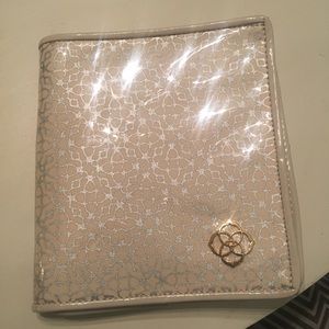 Kendra Scott Jewelry Case